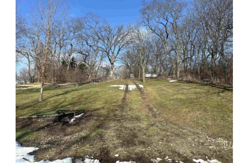 2.06 AC Burr Oak Lane, Monticello, WI 53570