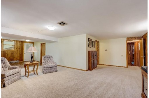 229 Carillon Drive, Madison, WI 53705