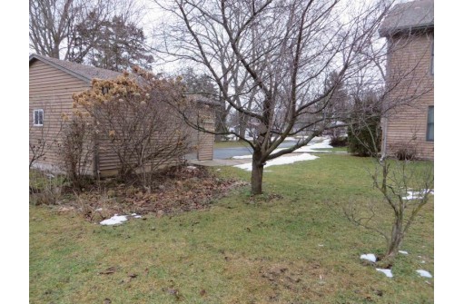 1016 S Pearl Street, Janesville, WI 53546