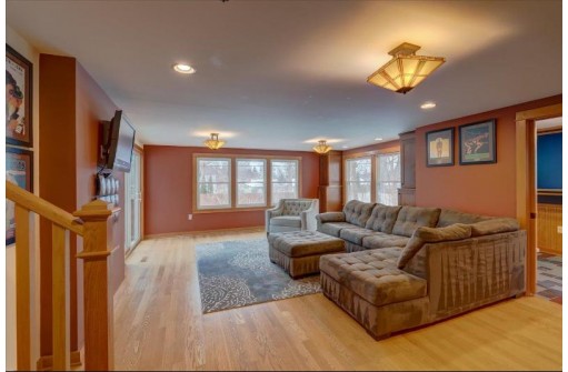 3 Rosewood Circle, Madison, WI 53711