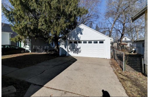 2640 Milwaukee Street, Madison, WI 53704