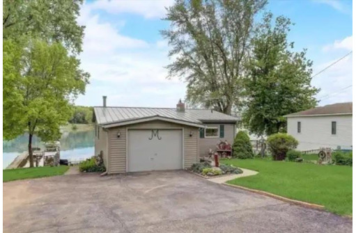 W11365 County Road V, Lodi, WI 53555