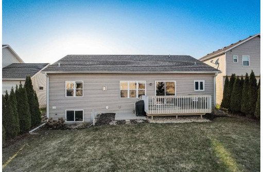 331 Covington Trail, Sun Prairie, WI 53590