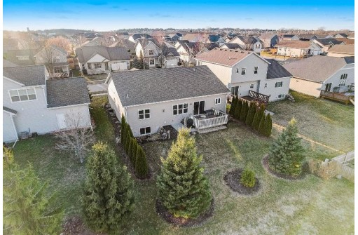 331 Covington Trail, Sun Prairie, WI 53590