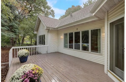 43 Hawk Feather Circle, Madison, WI 53717