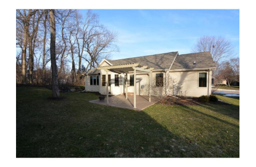 6102 Holscher Road, McFarland, WI 53558