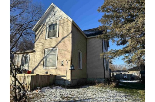 207 Williams Street, Mauston, WI 53948