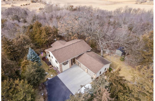 S4367 Cedarberry Lane, Baraboo, WI 53913