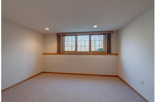 643 Springbrook Circle 40, DeForest, WI 53532