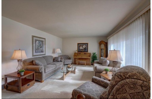 1700 Michigan Avenue, Sun Prairie, WI 53590