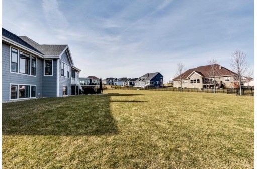 1078 Brynhill Drive, Oregon, WI 53575