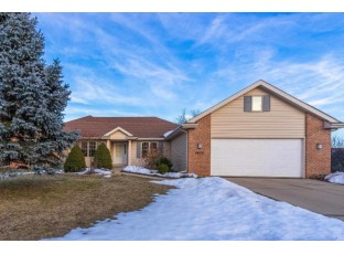 8402 Castle Pines Drive Madison, WI 53717