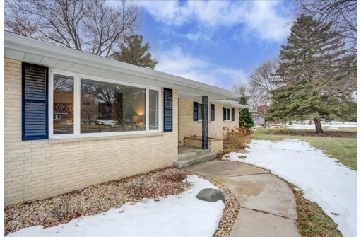 3441 Freedom Lane, Madison, WI 53718