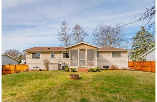 1309 Wagner Court, Sun Prairie, WI 53590