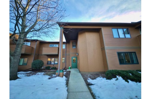 830 S Gammon Road 2, Madison, WI 53719