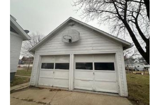 416 E Lincoln Street, Waupun, WI 53963