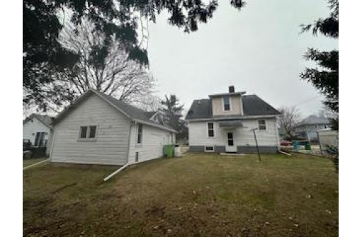 416 E Lincoln Street, Waupun, WI 53963