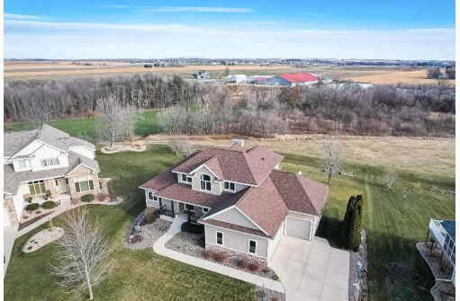 6516 Harvest Moon Court, Waunakee, WI 53597