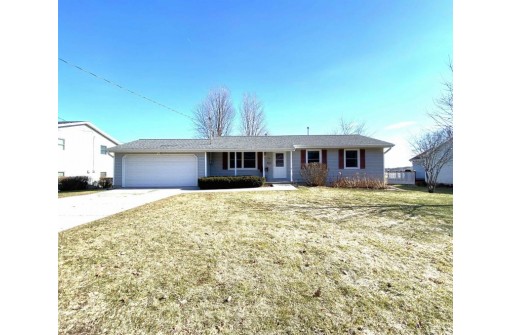 1311 Waterloo Street, Columbus, WI 53925