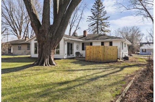 2614 Frazier Avenue, Madison, WI 53713