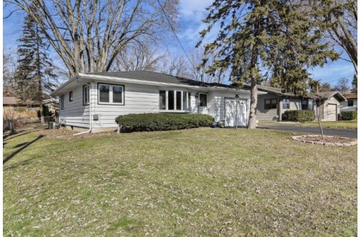 2614 Frazier Avenue, Madison, WI 53713