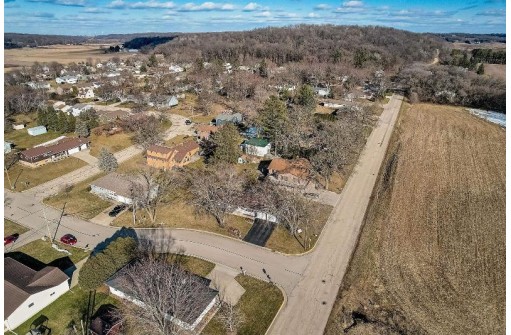 3002 Bollenbeck Street, Cross Plains, WI 53528