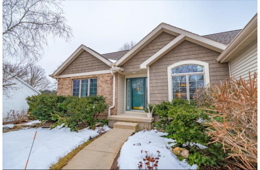 3734 Country Grove Drive, Madison, WI 53719-1912