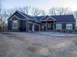 453 London Road Deerfield, WI 53531