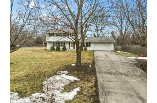 4942 Haight Farm Road, Fitchburg, WI 53711