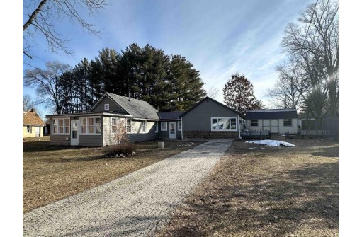 300 N Clinton Street, Princeton, WI 54968