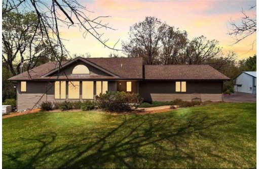 3023 N Britt Road, Janesville, WI 53548