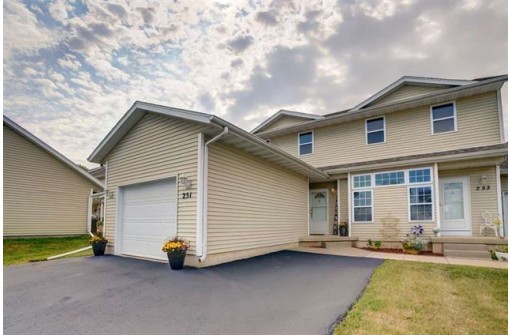 251 Talon Place, Sun Prairie, WI 53590