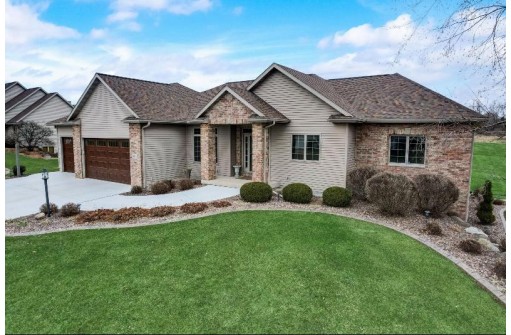 6630 Longhorn Lane, Sun Prairie, WI 53590