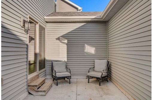 1121 O'Keeffe Avenue, Sun Prairie, WI 53590