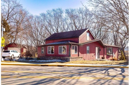 2902 Church Street, Cross Plains, WI 53528