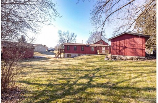 2902 Church Street, Cross Plains, WI 53528