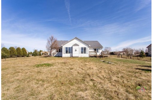 N8977 Hughes Road, Belleville, WI 53508