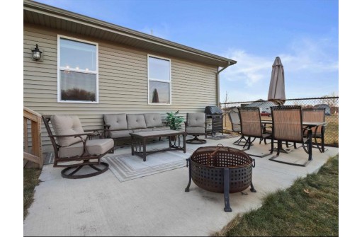 W732 Sandtrap Terrace, Brodhead, WI 53520