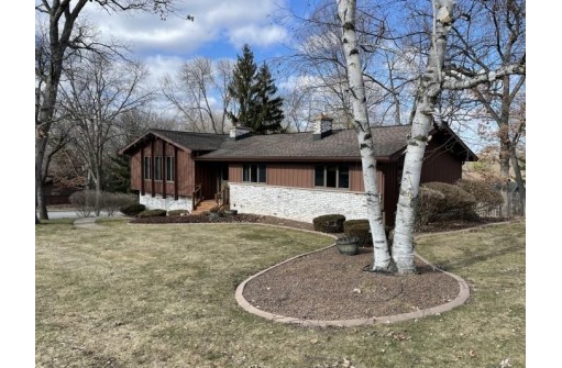 4526 Deerwood Drive, Madison, WI 53716