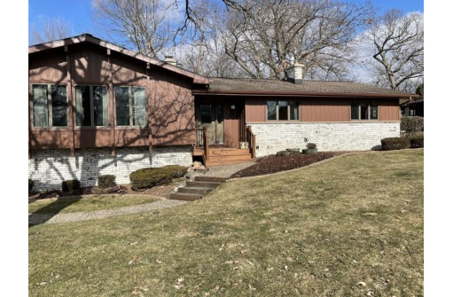 4526 Deerwood Drive, Madison, WI 53716