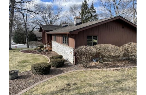 4526 Deerwood Drive, Madison, WI 53716