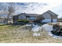 3135 Castleton Crossing, Sun Prairie, WI 53590