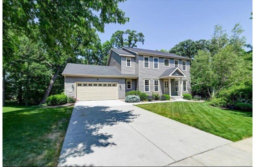 860 Willow Brook Trail, Sun Prairie, WI 53590