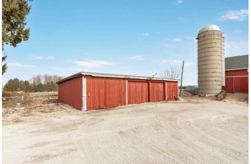 N7946 County Road G, Beaver Dam, WI 53916