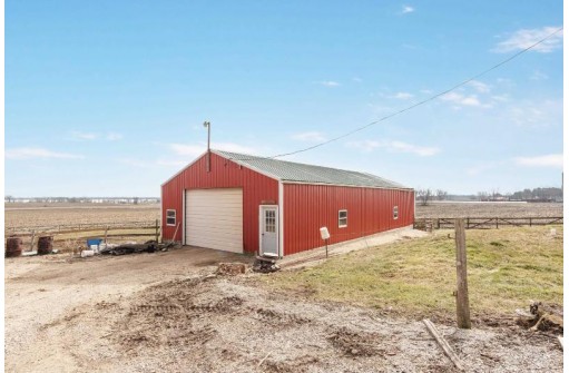 N7946 County Road G, Beaver Dam, WI 53916