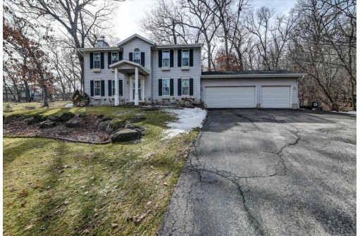 1101 Nesheim Road, Deerfield, WI 53531