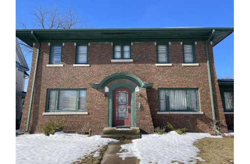 721 Ash Street, Baraboo, WI 53913