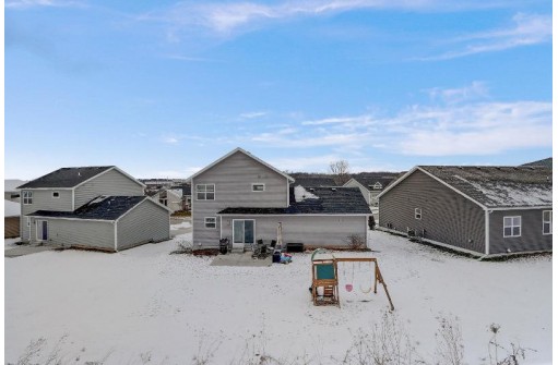 1823 Waterfall Way, Madison, WI 53718