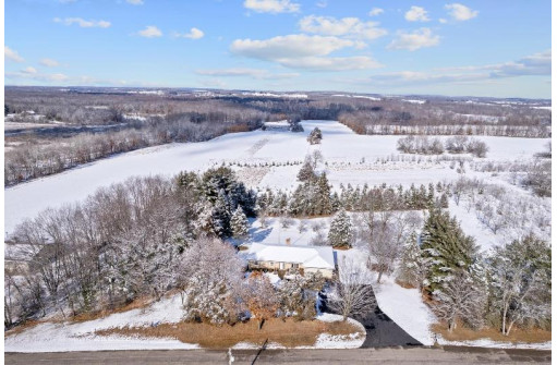 W5514 Grouse Drive, Endeavor, WI 53930