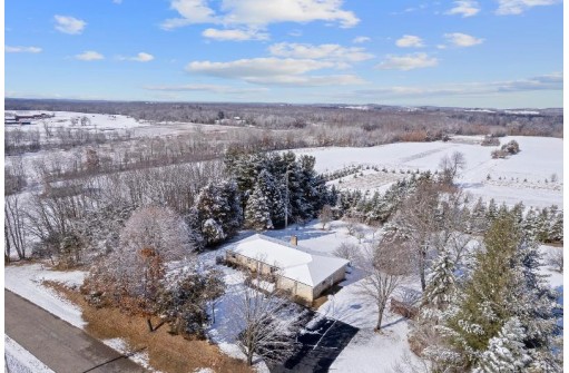 W5514 Grouse Drive, Endeavor, WI 53930